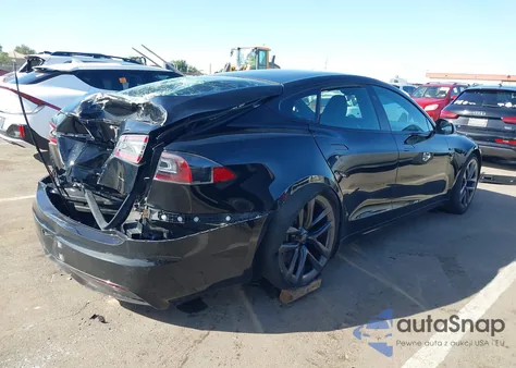 2021 Tesla Model S Plaid Tri Motor All-Wheel Drive from USA, damaged, VIN 5YJSA1E67MF433296